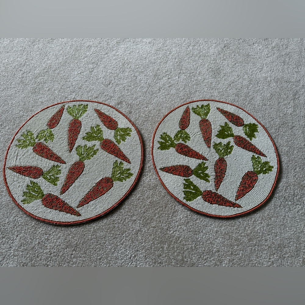 Easter beaded placemats carrots